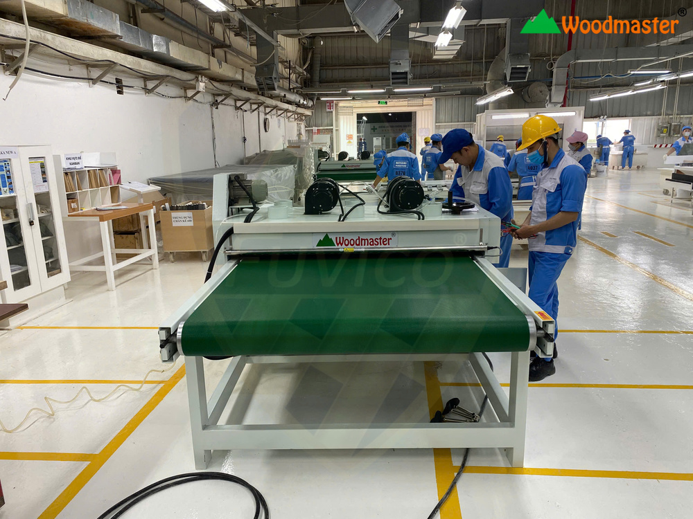 máy chế biến gỗ thiết yếu trong dây truyền sơn uv