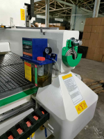 Máy CNC 1 Đầu Cắt Plywood Bàn Hút Chân Không Làm Sofa – Hiệu Suất Cao 14512