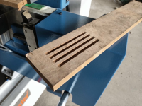 Máy Cắt Móc Rãnh 2 Đầu Tự Động: Chuẩn Xác, Năng Suất Cao Cho Kiềng Ghế 14654