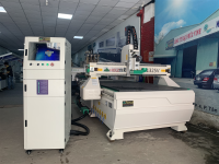 Máy CNC 1 Đầu Cắt Plywood Bàn Hút Chân Không Làm Sofa – Hiệu Suất Cao 15064