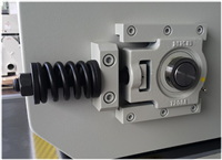 Máy Bào Gỗ 2 Mặt Dao Xoắn 6 Tấc (635mm): Hiệu Suất Vượt Trội, Dao Hợp Kim Bền Bỉ 1923