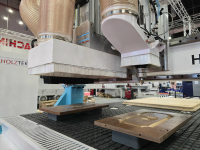 Máy Phay Khoan CNC 3 Trục Trung Tâm - Giải Pháp Chế Biến Gỗ Hiện Đại 53333