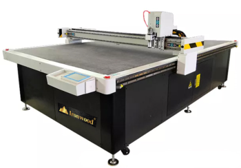 MÁY CNC CẮT MÚT XỐP DA VẢI 1600x2500MM IR-1625LR1