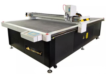 MÁY CNC CẮT MÚT XỐP DA VẢI 1600x2500MM IR-1625LR1